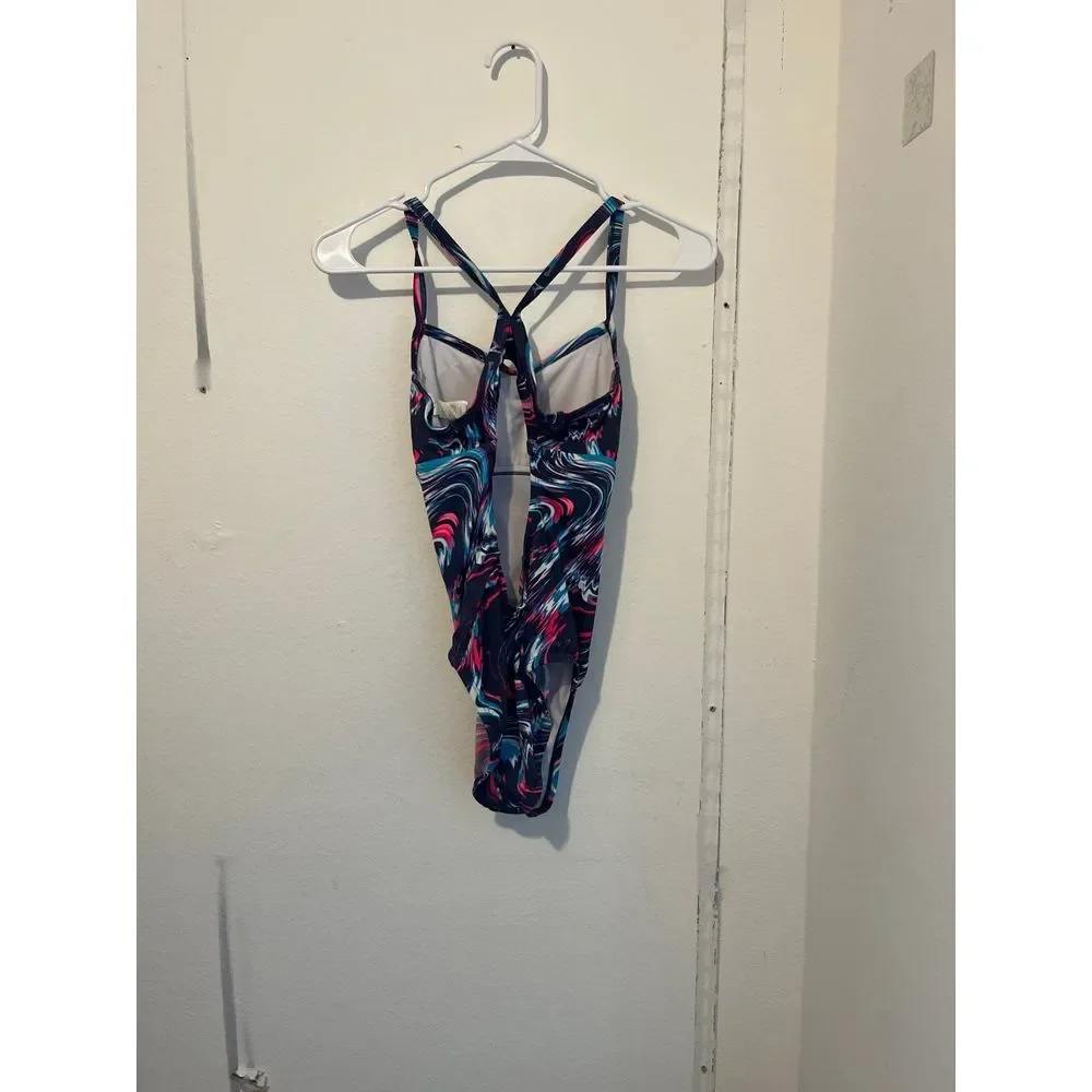 Women's Nike one piece‎ bathing suit